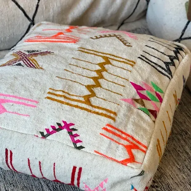coussin de sol vintage2.webp