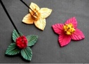 Porte-Encens Bois Fleur Ouverte 6cm.jpg