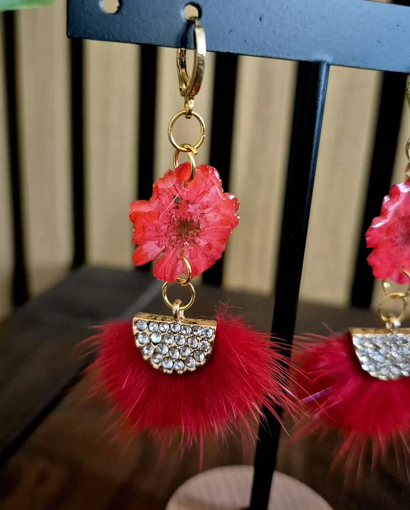 boucles rouges originales.webp