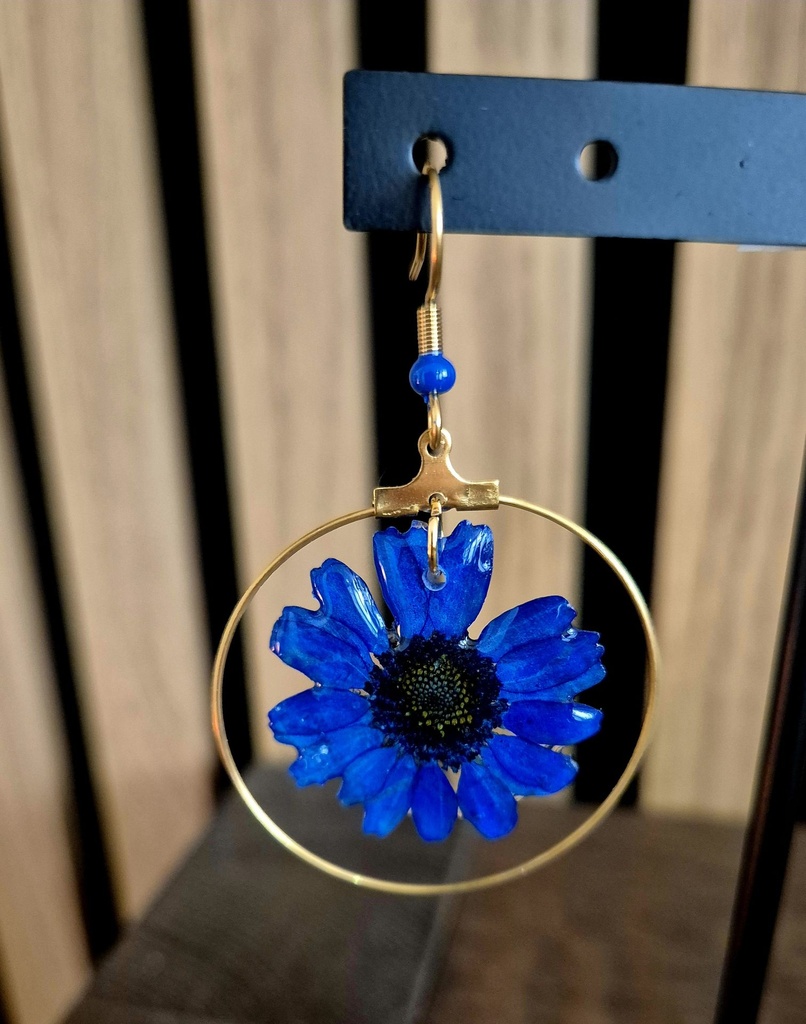 modèle Bleuet Saphir, pièce unique artisanale..jpg