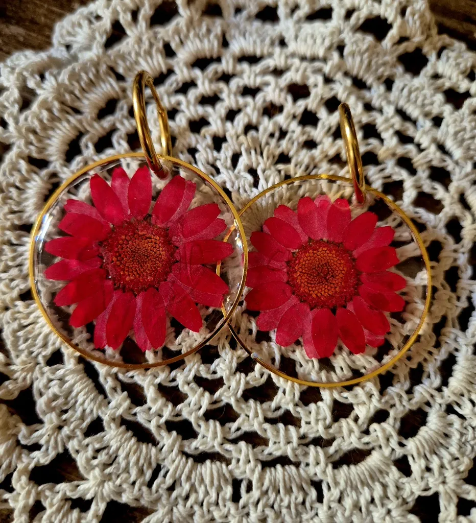 boucles d'oreilles fleurs séchées.webp