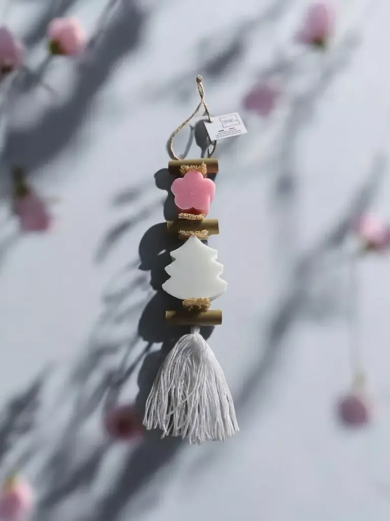 Tresse 1 Savon Fleur Rose 1 Savon Sapin Blanc Bergamote