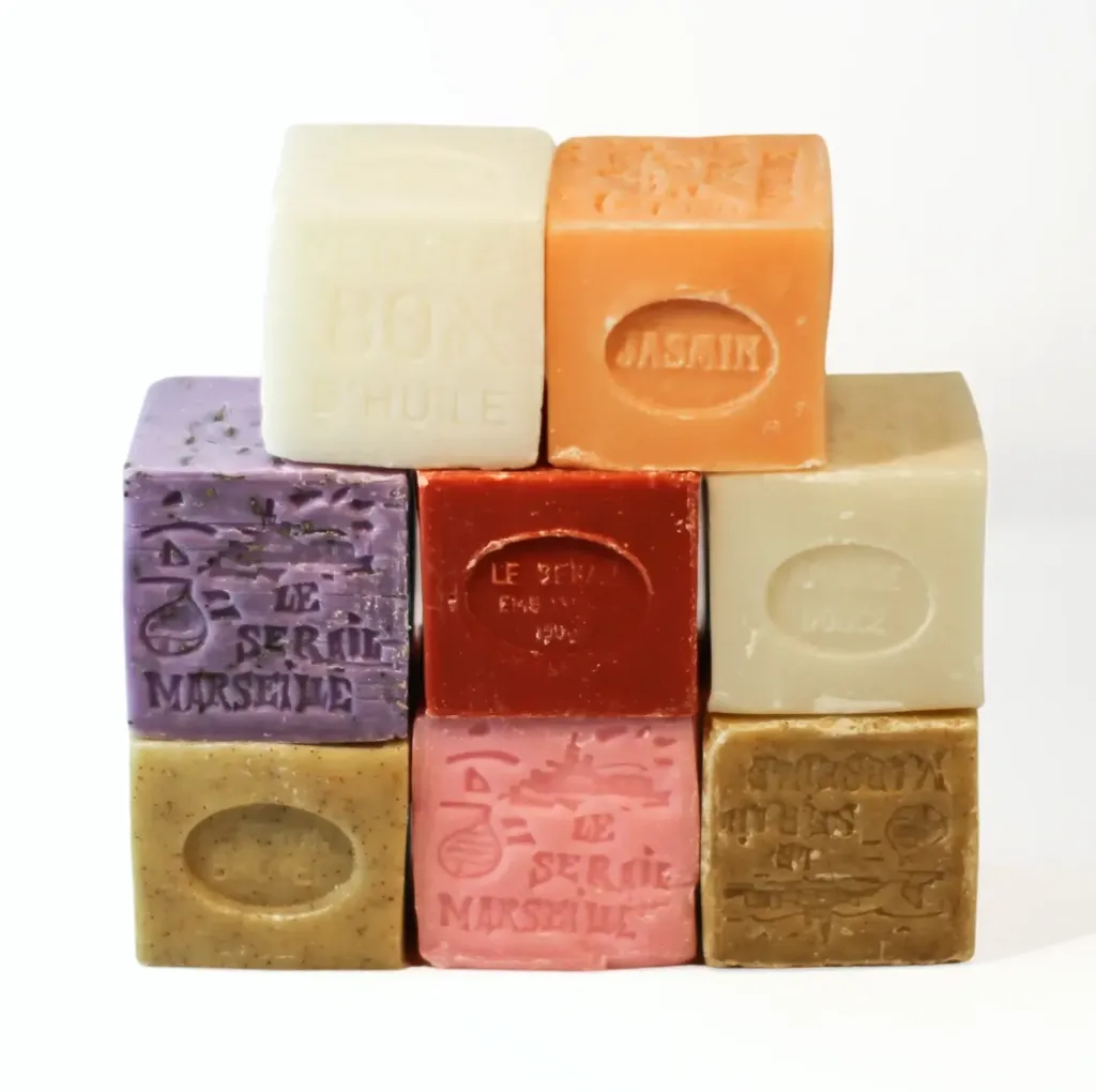 Savons de Marseille parfumés Cubes 150g (Miel)