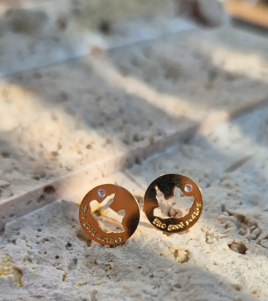 Boucles d'oreilles puce ronde avec strass Swaroski "THE GOOD MOTHER" (Plaqué Or)