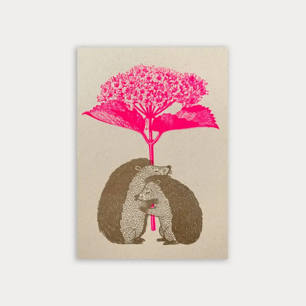 Carte postale - Hérisson avec fleur 