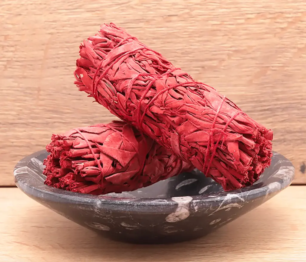 [BESAUENROUG] Sauge blanche avec poudre d'encens rouge 10mm