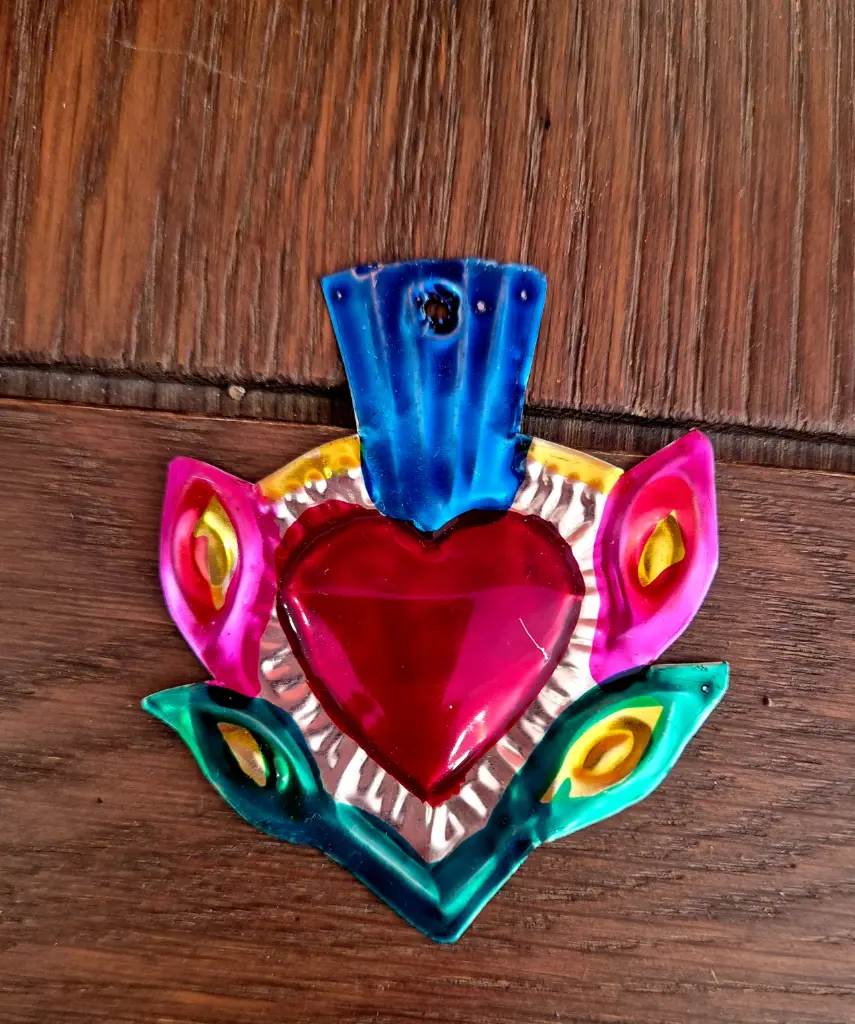 Ex-voto colorés (coeur feuilles bicolores)