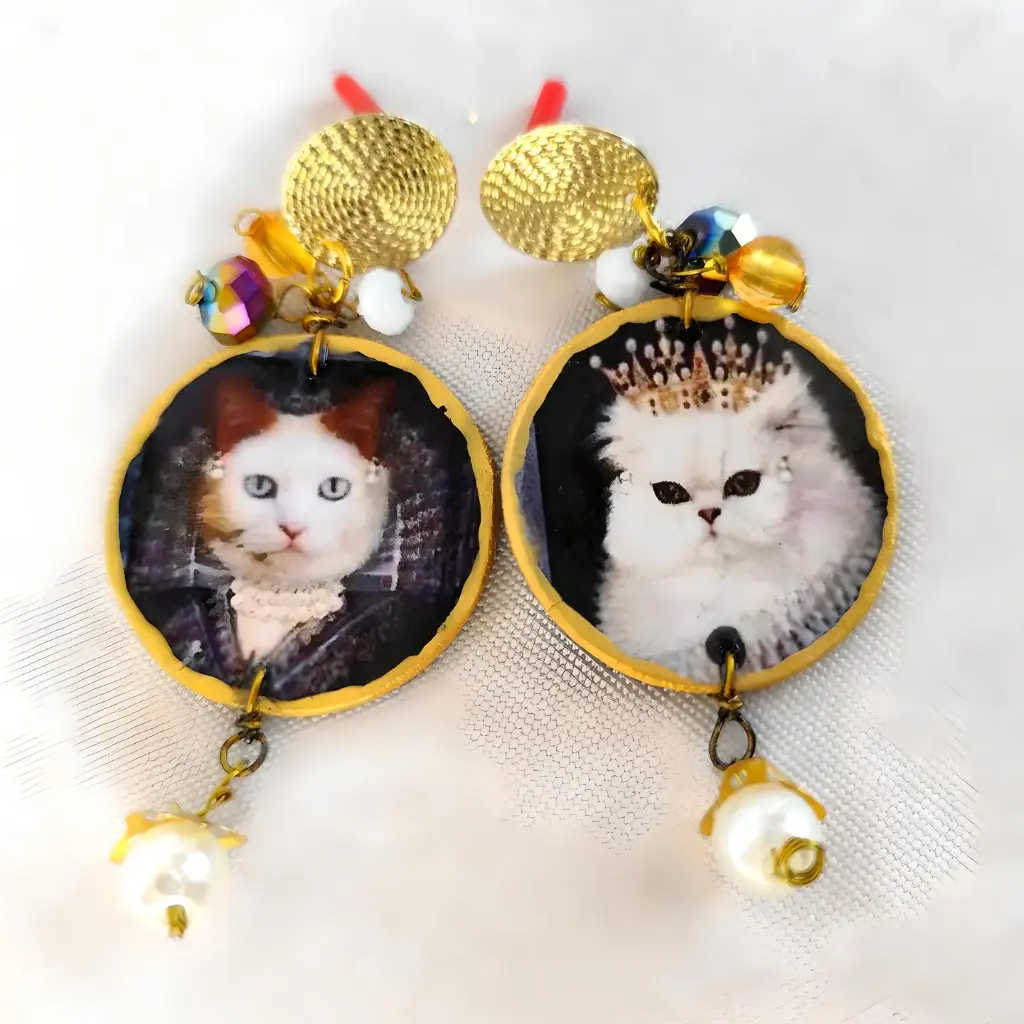 Boucles d'oreilles en bois Queen and Kingcats